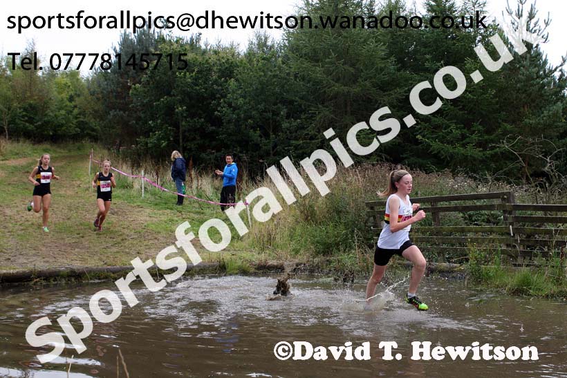 Girls under-15s, Start Fitness North Eastern Harrier League, Tanfield, County Durham. Photo: David T. Hewitson/Sports for All Pics